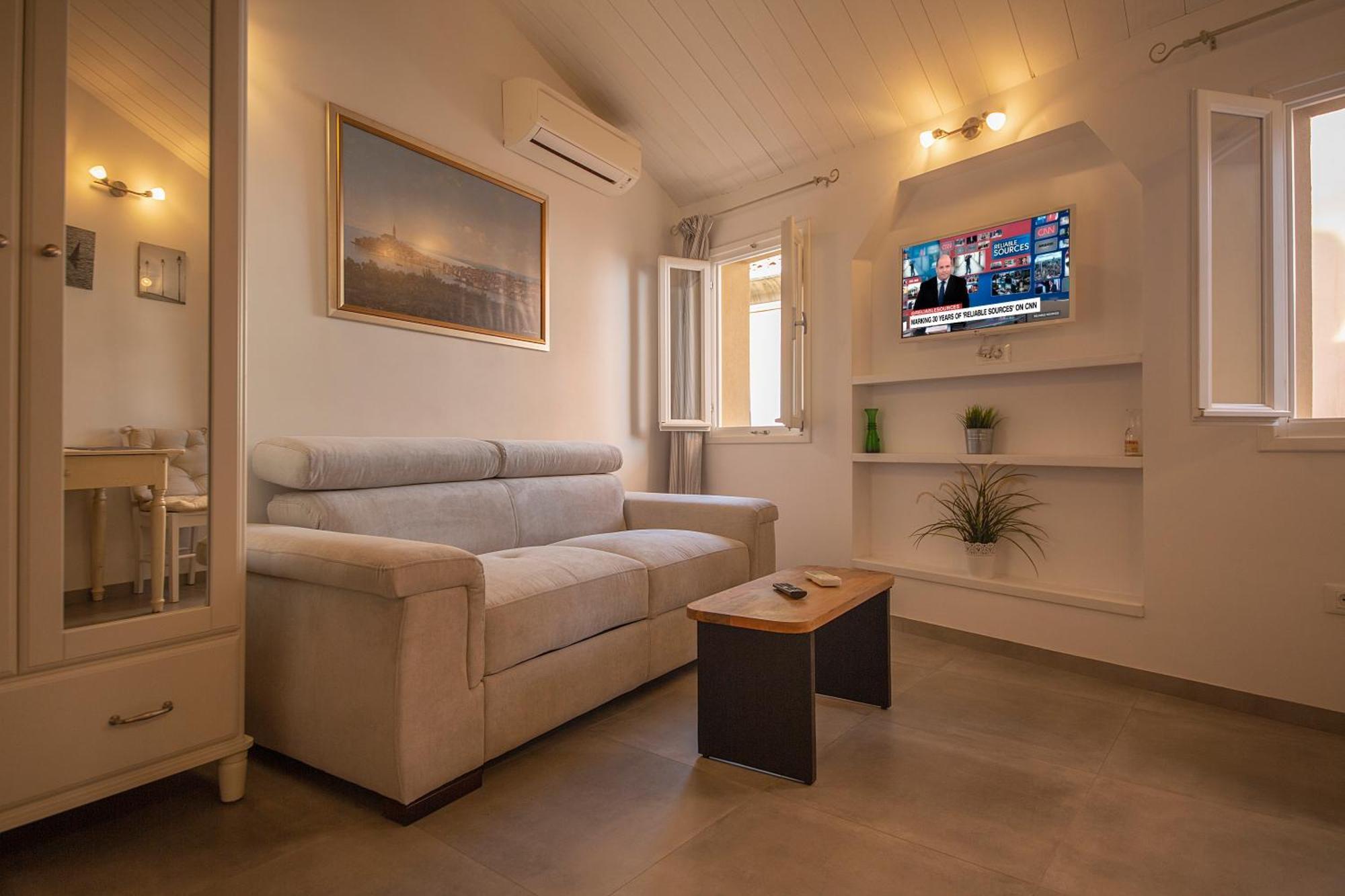 Apartments Casa Vecchia 罗维尼 外观 照片